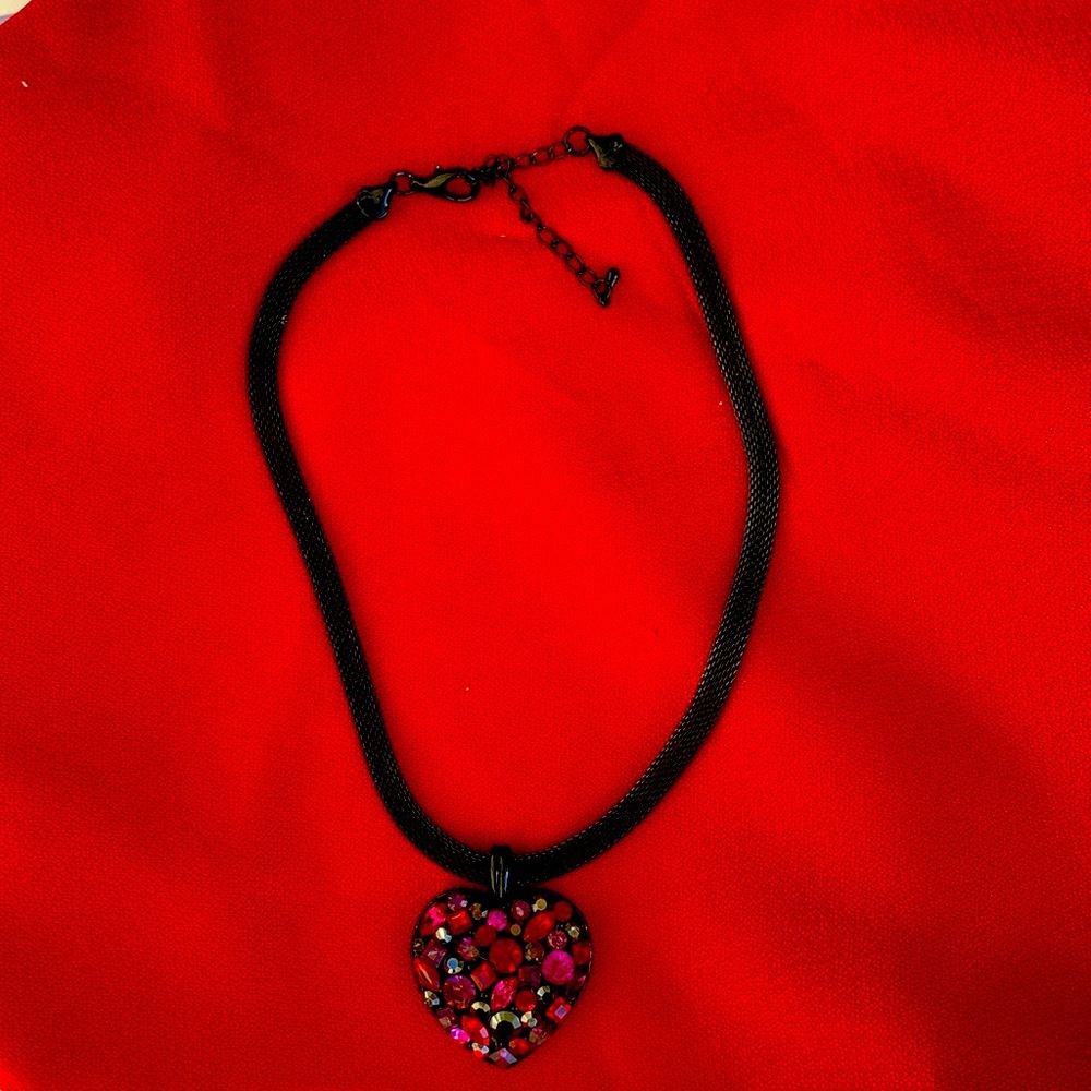 Heart sparkle necklace